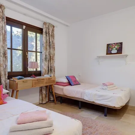 Villa Casa Cumbre - 3 Bedroom Marbella